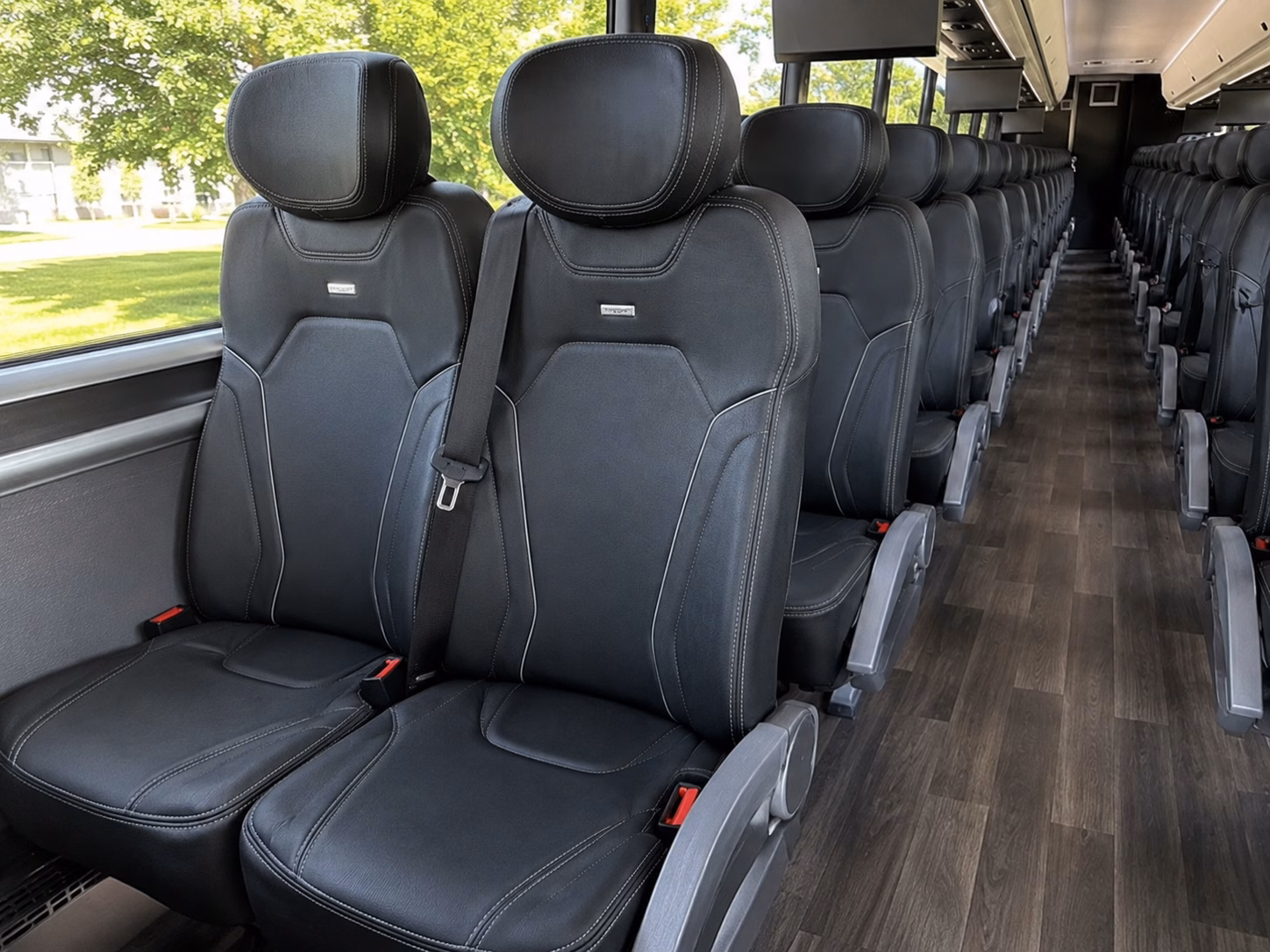 diamond bar flexible charter bus rentals for diamond bar wine tour groups
