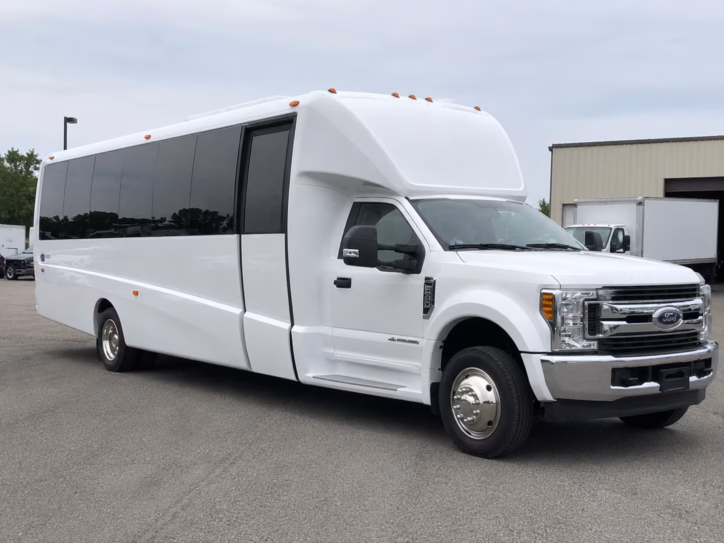 eastvale private long distance charter bus rentals in eastvale