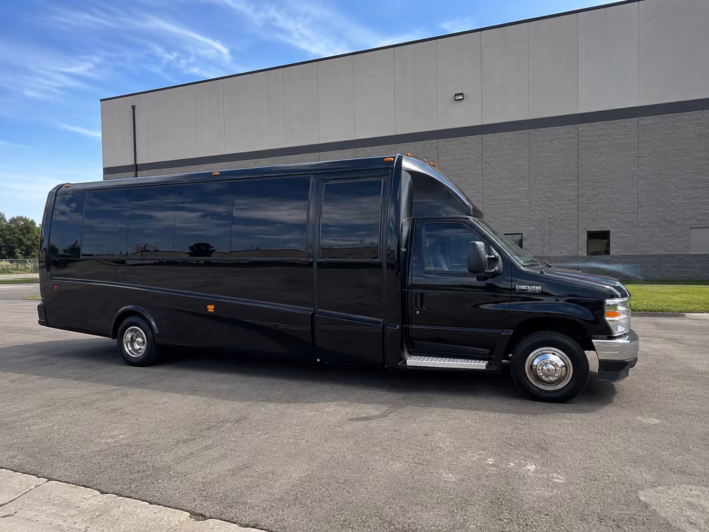 eastvale seamless shuttle service for eastvale weddings