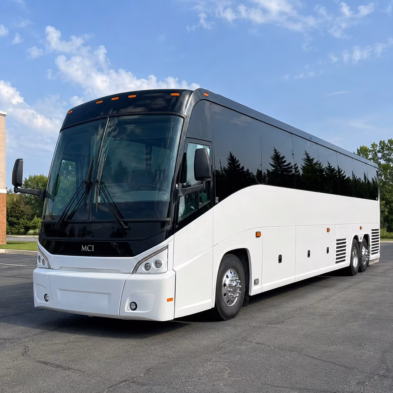 every group size gets the right bus from small teams to large delegations